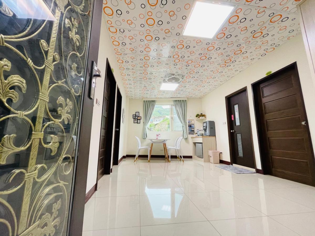 Zucuo Homestay Nangan Exteriér fotografie